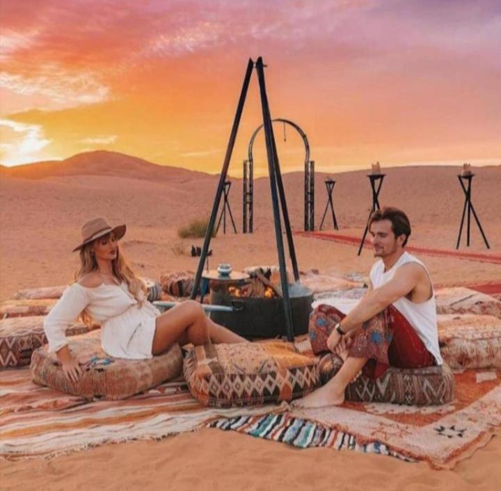 Отель Salam Luxury Camp Мерзуга Экстерьер фото