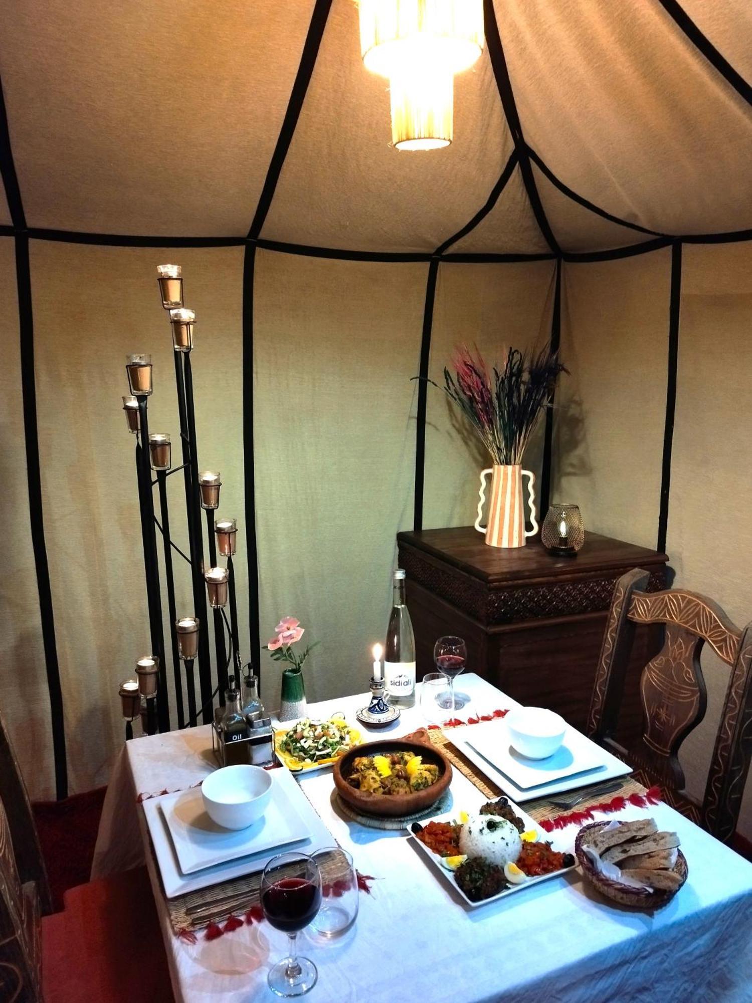 Отель Salam Luxury Camp Мерзуга Экстерьер фото