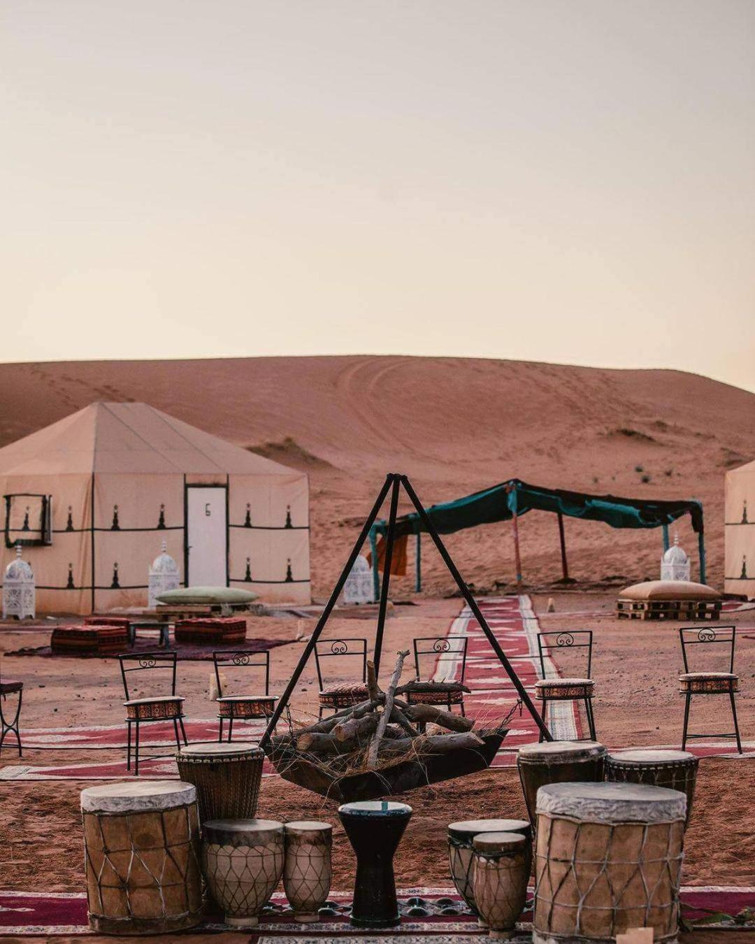 Отель Salam Luxury Camp Мерзуга Экстерьер фото